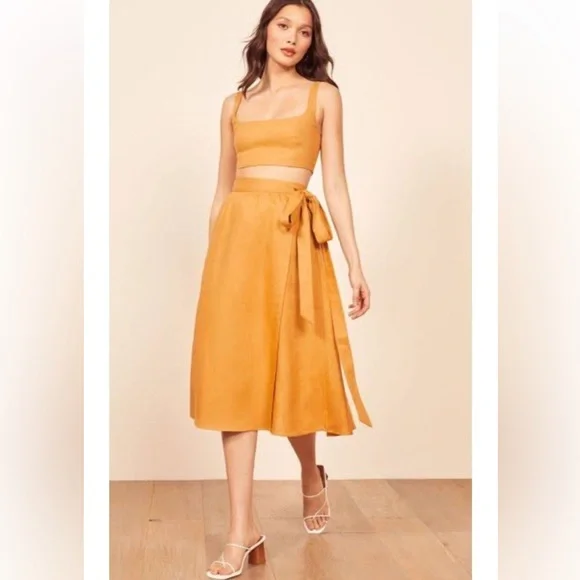 Reformation Molto linen midi wrap skirt size medium - Picture 1 of 6